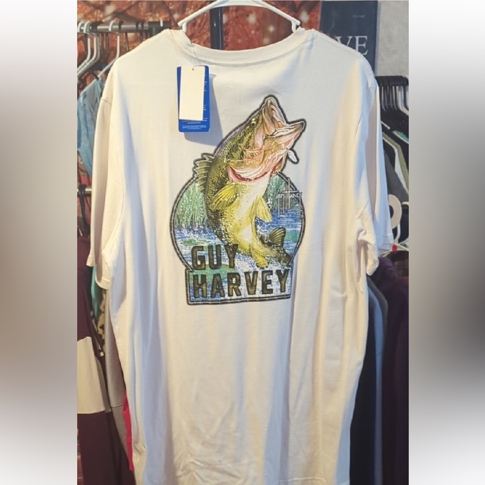 🐟🎣 Guy Harvey Largemouth Bass Graphic T-Shirt | White | Size L | NWT 🐟🎣🔥
